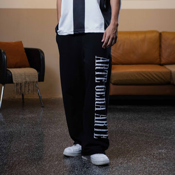 CALÇA MOLETOM - DESTROYED LOGO