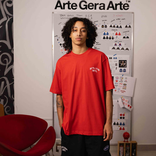 CAMISETA COLLEGE - ARTE GERA  ARTISTA
