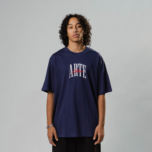 CAMISETA COLLEGE - "ARTE" FRONT